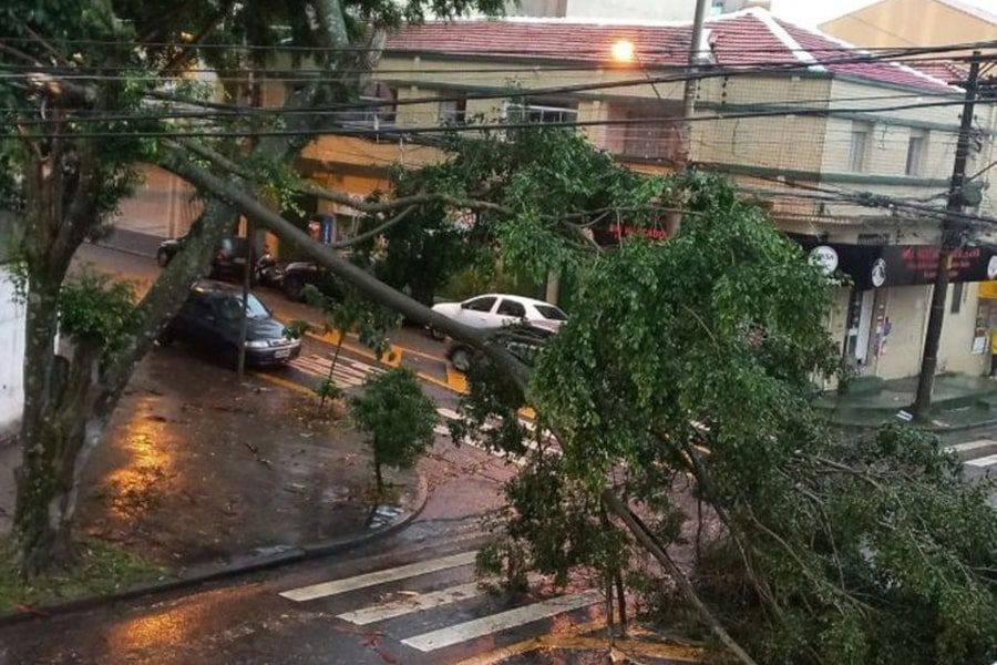 Crise Elétrica: MP e Defensoria Entram na Justiça Contra a Enel por Falhas em São Paulo.