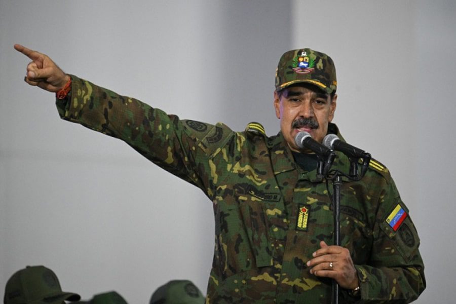 Maduro Reforça Forças Armadas: Venezuela Recruta 5.600 Soldados em Resposta a ‘Ameaças’ Militares dos EUA no Caribe.
