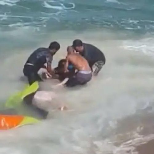 Resgate no mar: Pilota de parapente cai na costeira de Caraguatatuba e é salva pelo GBMar