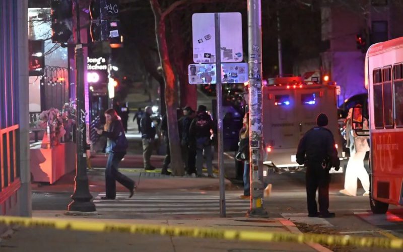 Polícia dos EUA Libera Suspeito e Admite: Atirador da Universidade Brown Continua Solto.