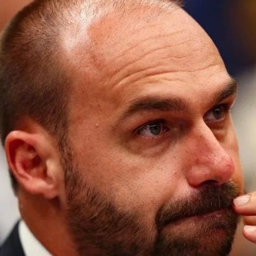 Eduardo Bolsonaro Pode se Tornar Réu: STF Marca Julgamento de Acusação por Coação