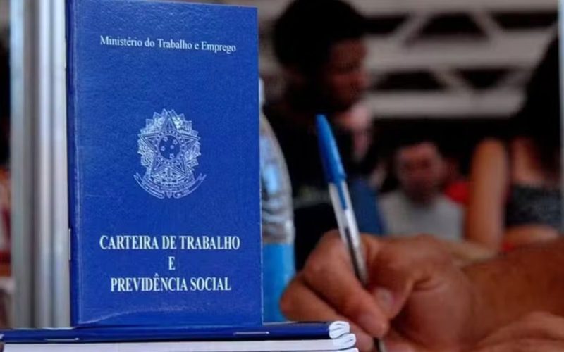 Vagas de Emprego: PAT de Caraguatatuba abre mais de 300 veja como se candidatar.