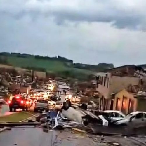 Tornado devasta 80% de cidade no Paraná, deixando 5 mortos e cenário de guerra, dizem equipes de resgate