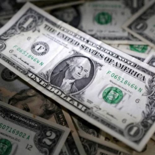Dólar recua no Brasil com otimismo sobre o fim do ‘Shutdown’ do governo nos EUA.