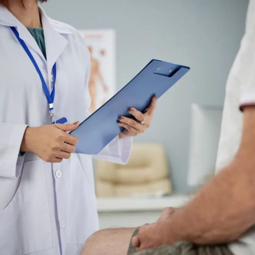 Saúde: Falta de rastreamento precoce eleva casos de câncer de próstata incurável.